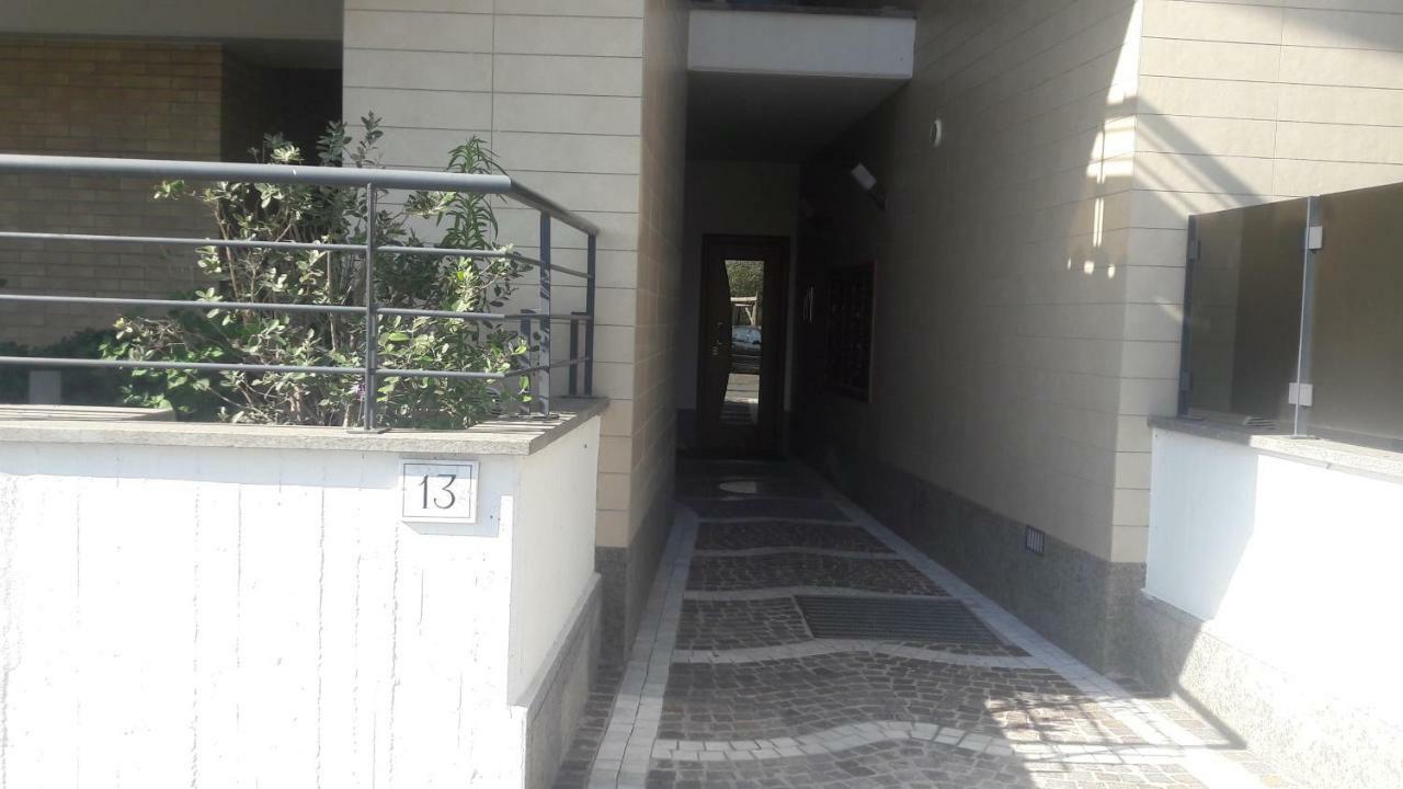 Via Borghetto di Vara 13 Roma Esterno foto